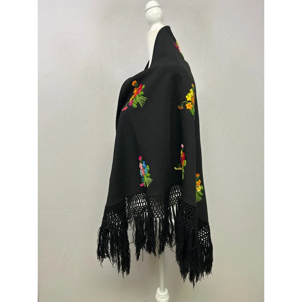 Unbranded material woven